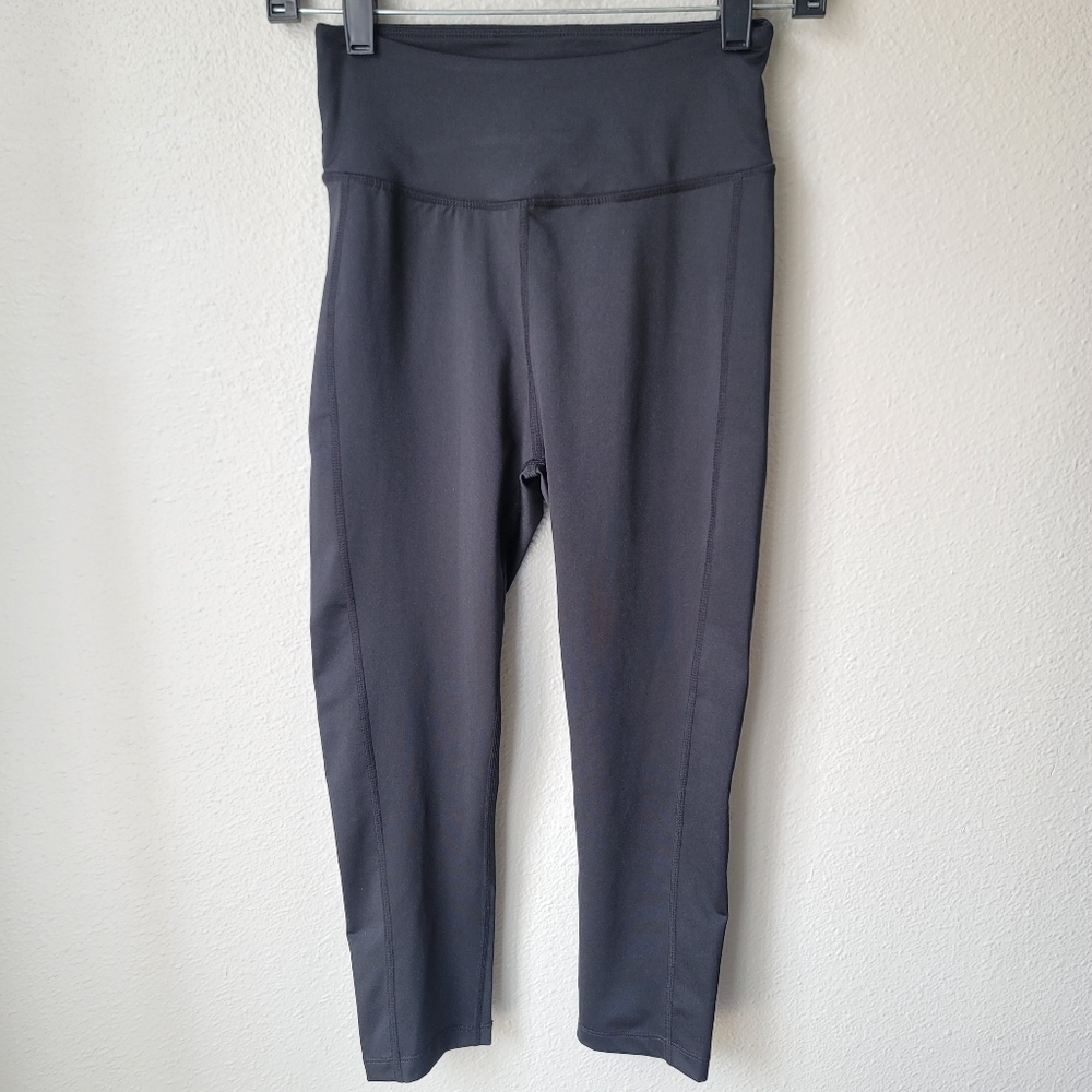 Orangetheory Fitness Cropped Leggings Size XSmall Color Black